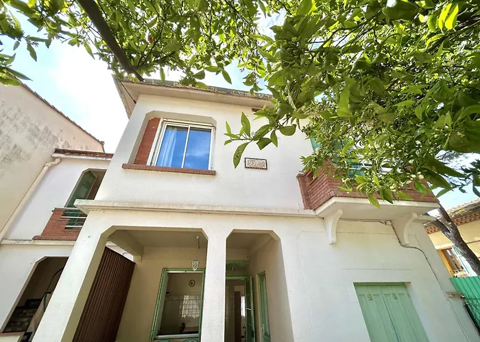 T3 Rez-de-jardin, 50m Plage, Parking Prive - Fr-1-388-238 *